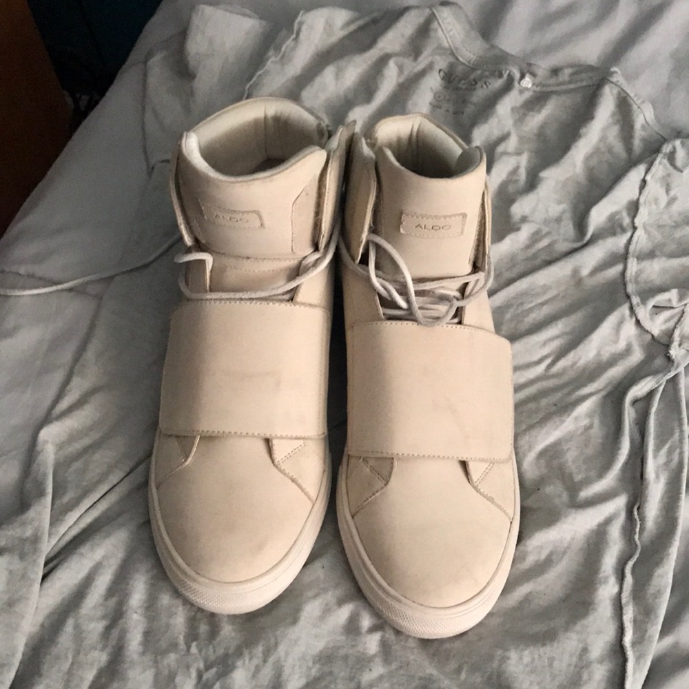 Aldo beige leather shoes